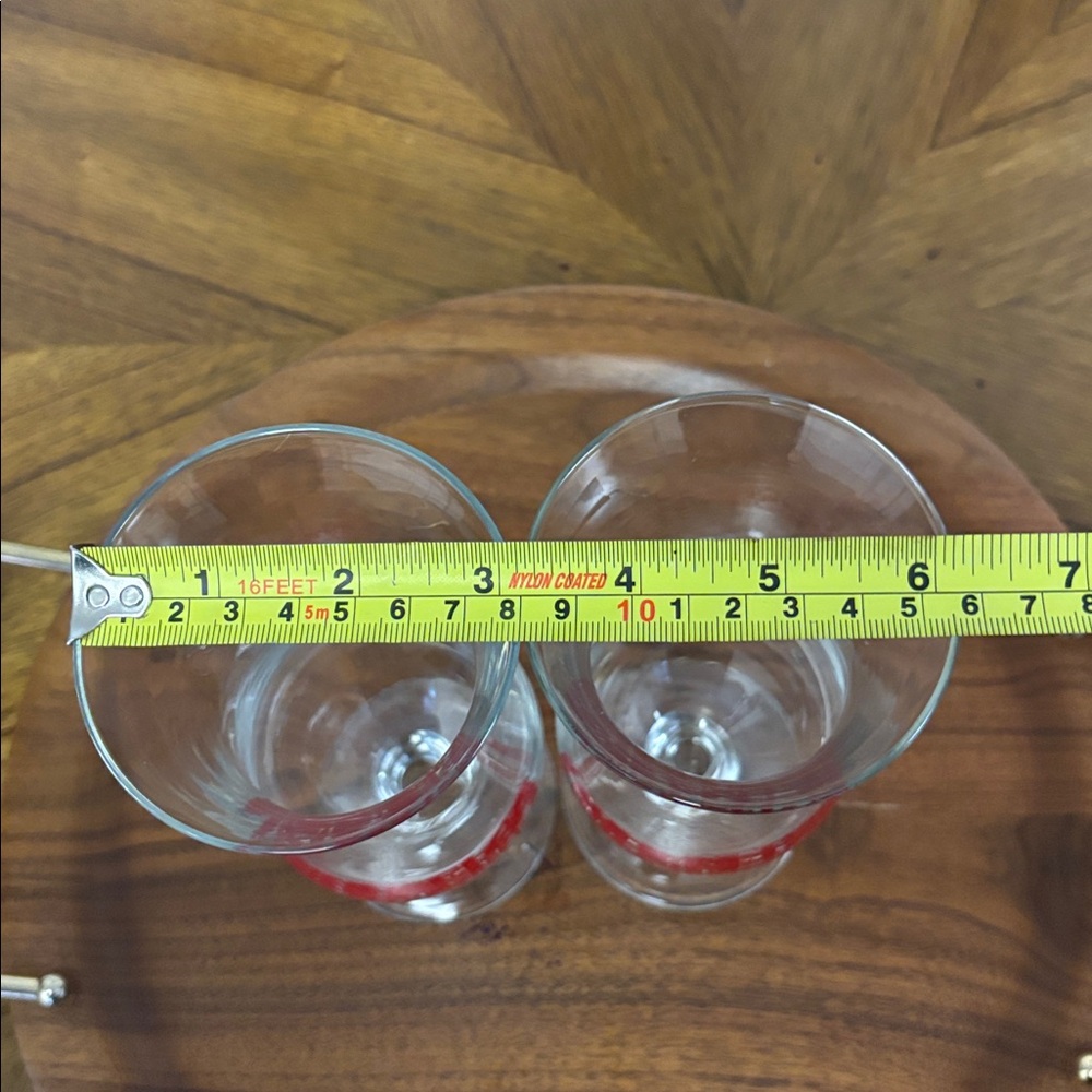 Carousel Dinner Theatre Glasses - Picture 6 of 8